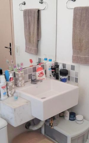 Apartamento à venda com 52m², 2 quartos e 1 vaga Apartamento à venda com 52m², 2 quartos e 1 vagaBanheiro