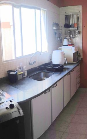 Apartamento à venda com 52m², 2 quartos e 1 vaga Apartamento à venda com 52m², 2 quartos e 1 vagaCozinha