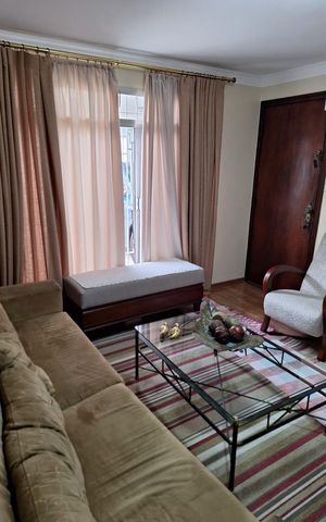 Casa à venda com 148m², 3 quartos e 2 vagas Casa à venda com 148m², 3 quartos e 2 vagasSala