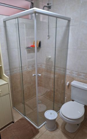 Casa à venda com 148m², 3 quartos e 2 vagas Casa à venda com 148m², 3 quartos e 2 vagasBanheiro 1