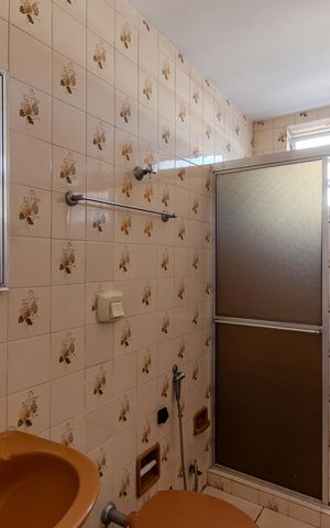 Apartamento à venda com 90m², 2 quartos e 2 vagas Apartamento à venda com 90m², 2 quartos e 2 vagasBanheiro Social