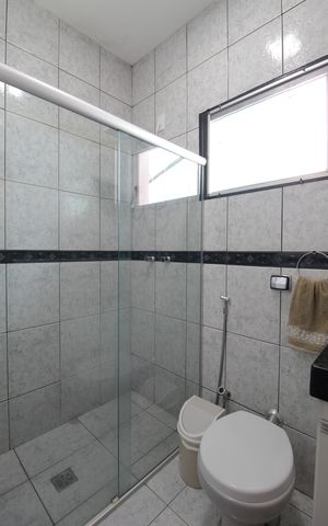 Casa à venda com 504m², 8 quartos e 7 vagasBanheiro da Suíte 3