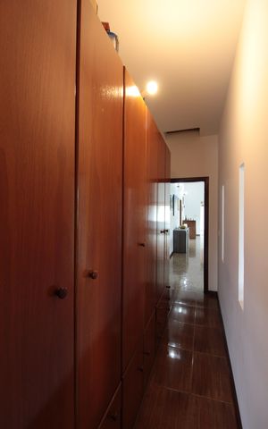 Casa à venda com 504m², 8 quartos e 7 vagasCloset da suíte 1