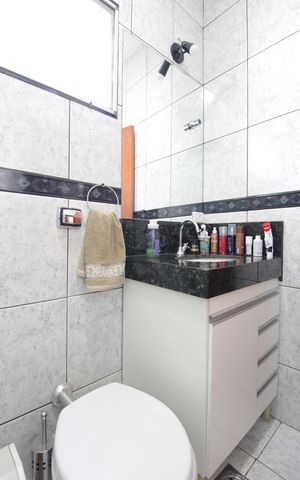 Casa à venda com 504m², 8 quartos e 7 vagasBanheiro da Suíte 3