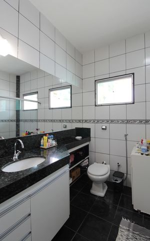 Casa à venda com 504m², 8 quartos e 7 vagasBanheiro da Suíte 1