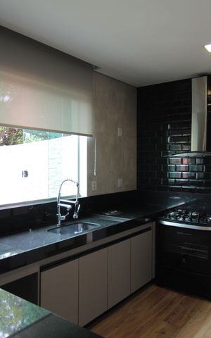 Casa à venda com 504m², 8 quartos e 7 vagasCozinha - Casa 2
