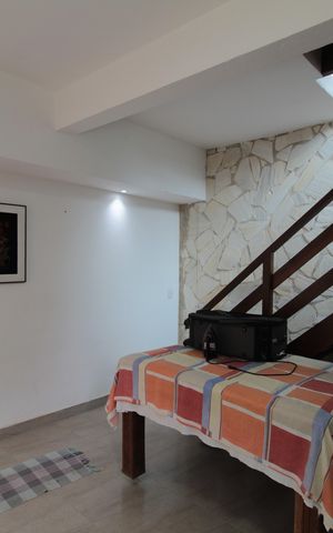Casa à venda com 504m², 8 quartos e 7 vagasÁrea de Serviço 