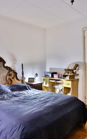 Casa à venda com 350m², 3 quartos e 4 vagas Casa à venda com 350m², 3 quartos e 4 vagasQuarto 3