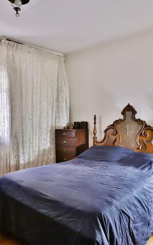 Casa à venda com 350m², 3 quartos e 4 vagas Casa à venda com 350m², 3 quartos e 4 vagasQuarto 3