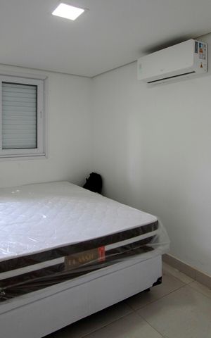 Casa de condomínio à venda com 850m², 4 quartos e 6 vagas Casa de condomínio à venda com 850m², 4 quartos e 6 vagasApartamento de funcionário