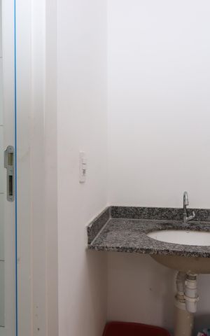 Apartamento para alugar com 34m², 2 quartos e sem vagaBanheiro