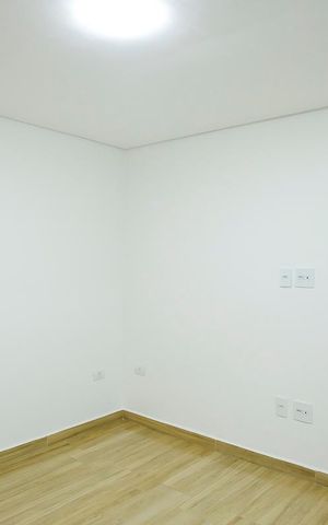 Casa à venda com 202m², 3 quartos e 2 vagasSuíte