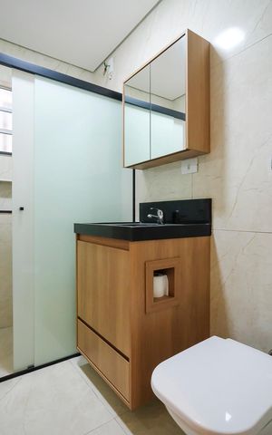 Casa à venda com 202m², 3 quartos e 2 vagasBanheiro social