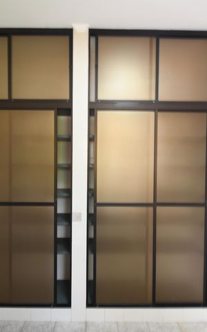 Casa de condomínio à venda com 487m², 4 quartos e 3 vagasEdícula