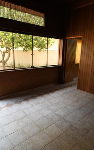 Casa de condomínio à venda com 487m², 4 quartos e 3 vagasEdícula