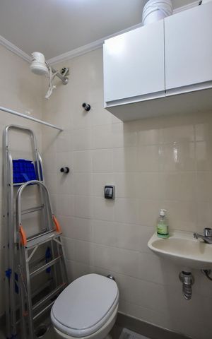 Apartamento para alugar com 179m², 4 quartos e 3 vagasBanheiro de Serviço