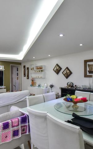 Apartamento para alugar com 179m², 4 quartos e 3 vagasSala