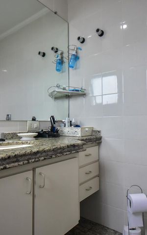 Apartamento para alugar com 179m², 4 quartos e 3 vagasBanheiro Suíte 1