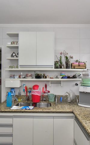 Apartamento para alugar com 179m², 4 quartos e 3 vagasCozinha