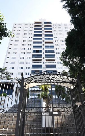 Apartamento para alugar com 179m², 4 quartos e 3 vagas Apartamento para alugar com 179m², 4 quartos e 3 vagasFachada
