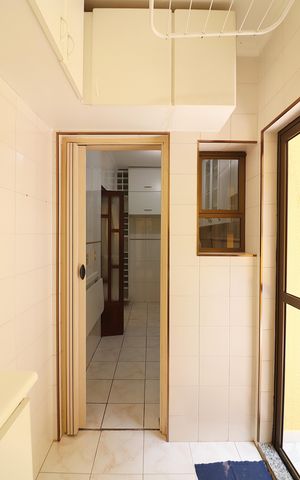 Apartamento à venda com 81m², 2 quartos e 2 vagasÁrea de Serviço