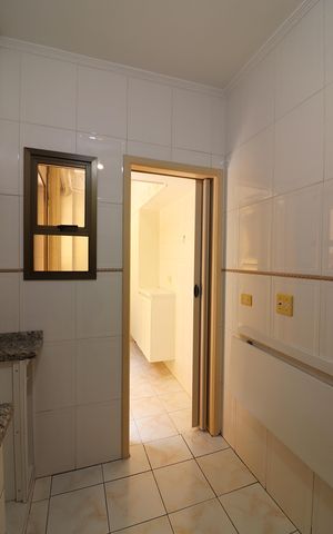 Apartamento à venda com 81m², 2 quartos e 2 vagasCozinha