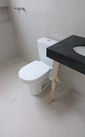 Casa à venda com 150m², 3 quartos e 4 vagasBanheiro da Suíte 3