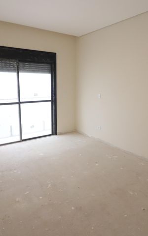 Casa à venda com 150m², 3 quartos e 4 vagasSuíte 3