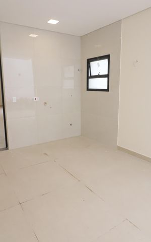 Casa à venda com 150m², 3 quartos e 4 vagasÁrea de Serviço