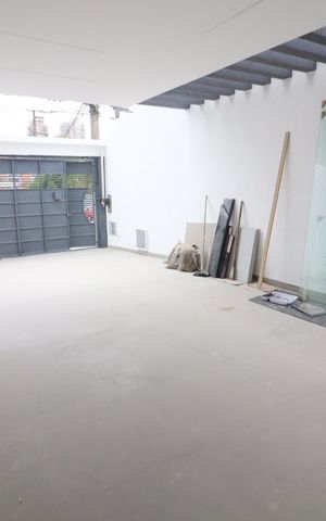 Casa à venda com 150m², 3 quartos e 4 vagasGaragem