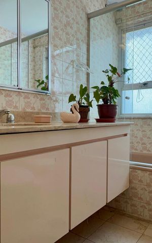 Apartamento à venda com 168m², 4 quartos e 1 vagaBanheiro da Suíte 1