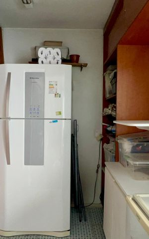 Apartamento à venda com 168m², 4 quartos e 1 vagaÁrea de Serviço