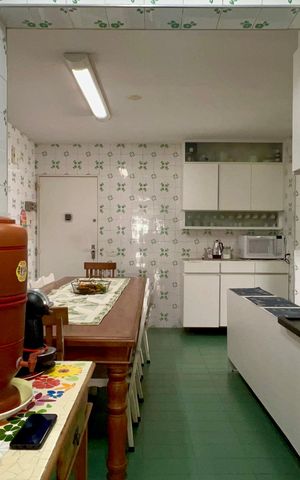 Apartamento à venda com 168m², 4 quartos e 1 vagaCozinha