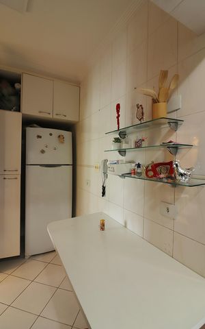 Apartamento à venda com 90m², 3 quartos e 2 vagasCozinha e Área de Serviço