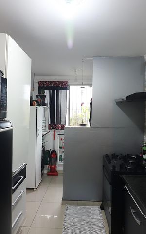 Apartamento à venda com 74m², 2 quartos e 1 vagaCozinha e Área de Serviço