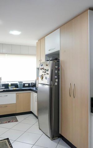 Casa à venda com 249m², 3 quartos e 3 vagasCozinha