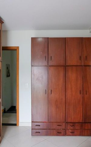 Casa à venda com 249m², 3 quartos e 3 vagasSuíte 2