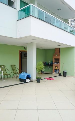 Casa à venda com 249m², 3 quartos e 3 vagasGaragem