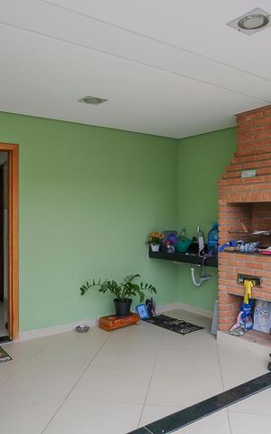 Casa à venda com 249m², 3 quartos e 3 vagasÁrea Externa