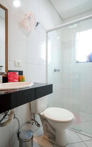 Casa à venda com 249m², 3 quartos e 3 vagasBanheiro da Suíte 2