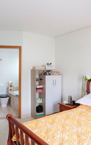 Casa à venda com 249m², 3 quartos e 3 vagasSuíte 1