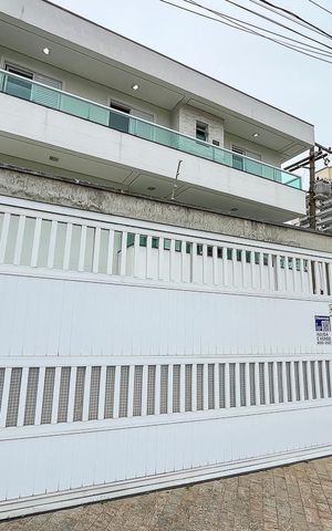 Casa à venda com 249m², 3 quartos e 3 vagasFachada