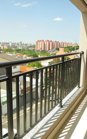Apartamento à venda com 69m², 2 quartos e 2 vagasVaranda