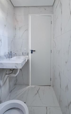 Apartamento à venda com 69m², 2 quartos e 2 vagasBanheiro da Suíte