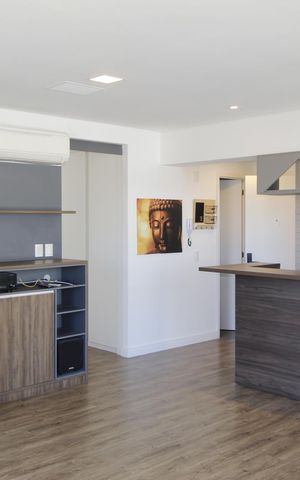 Apartamento à venda com 128m², 2 quartos e 2 vagasSala