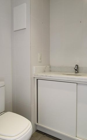 Apartamento à venda com 128m², 2 quartos e 2 vagasBanheiro da Suíte 2