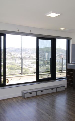 Apartamento à venda com 128m², 2 quartos e 2 vagasSala
