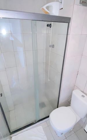 Apartamento à venda com 45m², 2 quartos e 1 vaga Apartamento à venda com 45m², 2 quartos e 1 vagaBanheiro