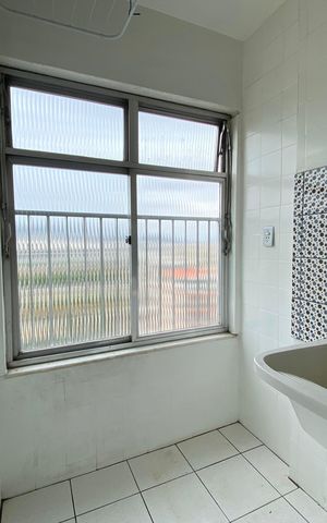Apartamento à venda com 45m², 2 quartos e 1 vaga Apartamento à venda com 45m², 2 quartos e 1 vagaCozinha e Área de Serviço