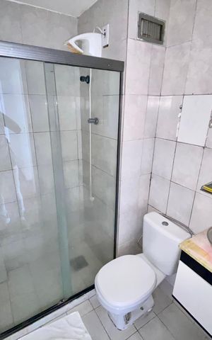 Apartamento à venda com 45m², 2 quartos e 1 vaga Apartamento à venda com 45m², 2 quartos e 1 vagaBanheiro